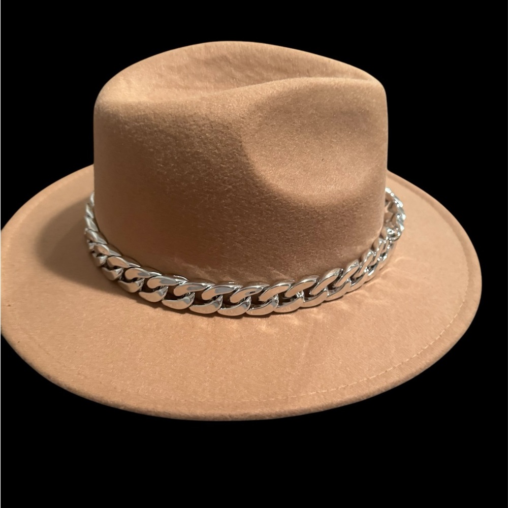 Fedora style thick silver metal chain hat. Brand new
